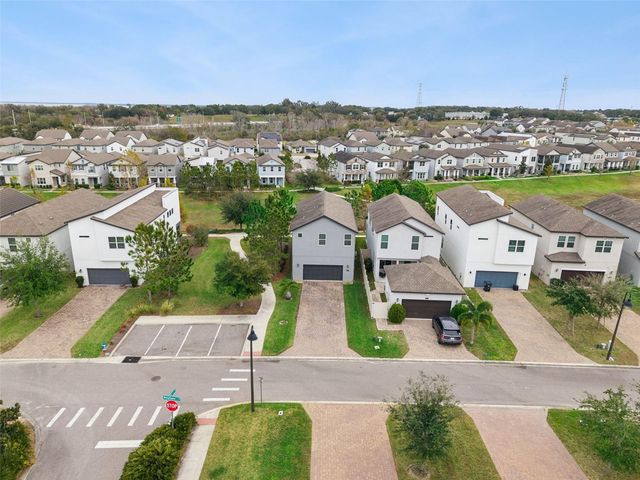 2029 WHITE FEATHER LOOP, Oakland, FL 34787