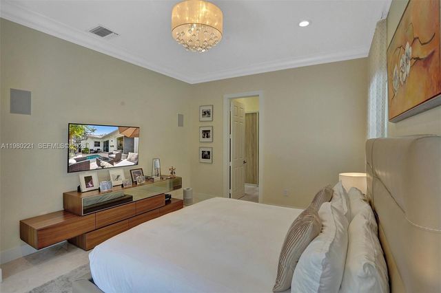 1529 Shoreline Way 1529, Hollywood, FL 33019