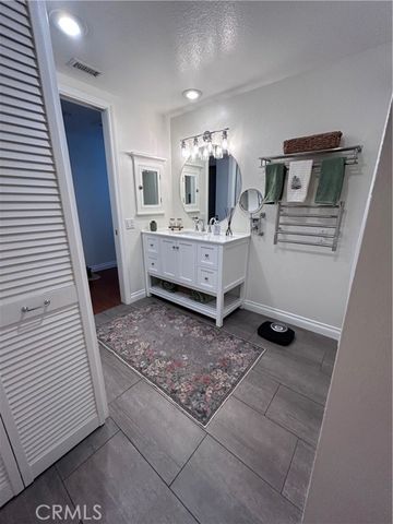 64 Calle Cadiz H, Laguna Woods, CA 92637