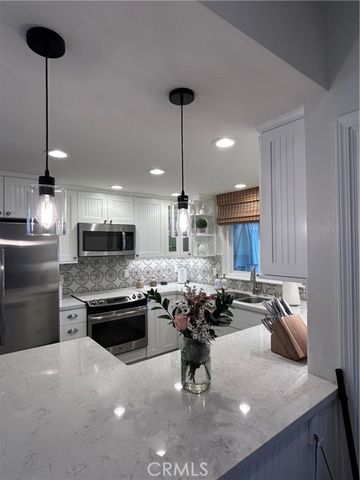 64 Calle Cadiz H, Laguna Woods, CA 92637