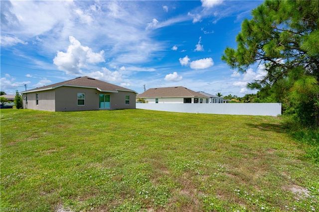 2909 NW 27th ST, Cape Coral, FL 33993