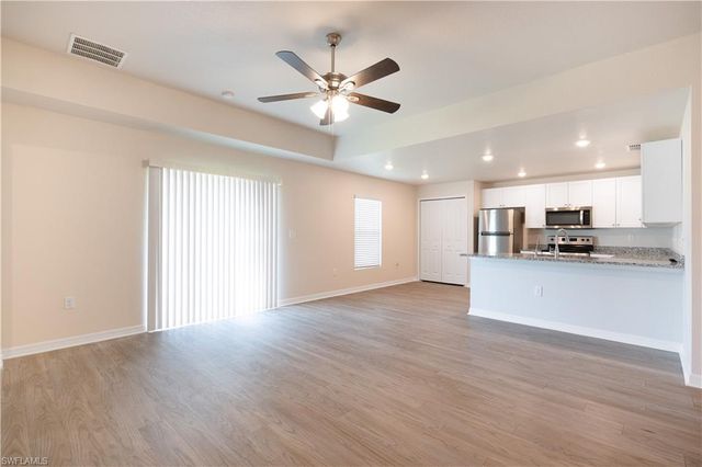 2909 NW 27th ST, Cape Coral, FL 33993