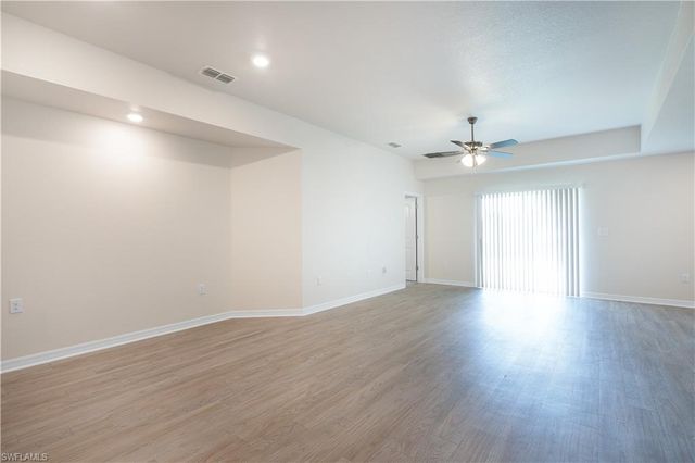 2909 NW 27th ST, Cape Coral, FL 33993