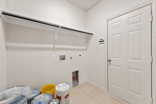 2824 Pino, Grand Prairie, TX 75054