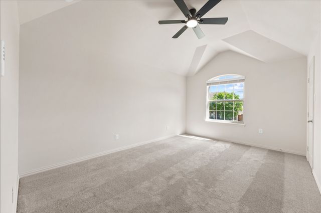 2824 Pino, Grand Prairie, TX 75054