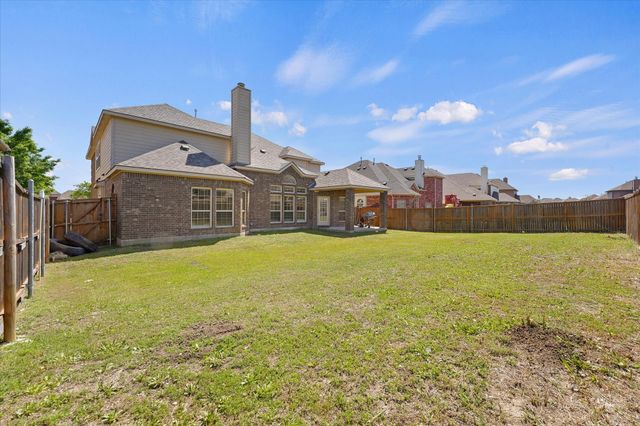 2824 Pino, Grand Prairie, TX 75054