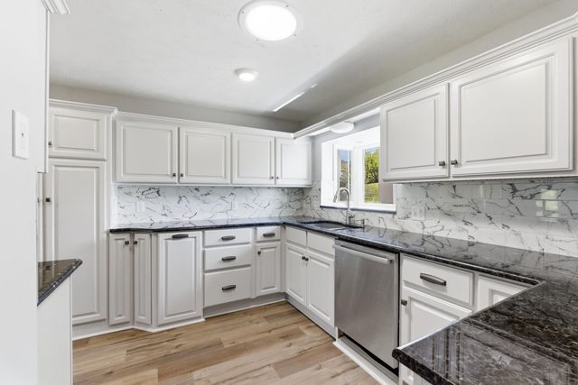 15038 CATALINA Terrace, Council Bluffs, IA 51503