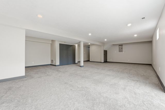 15038 CATALINA Terrace, Council Bluffs, IA 51503