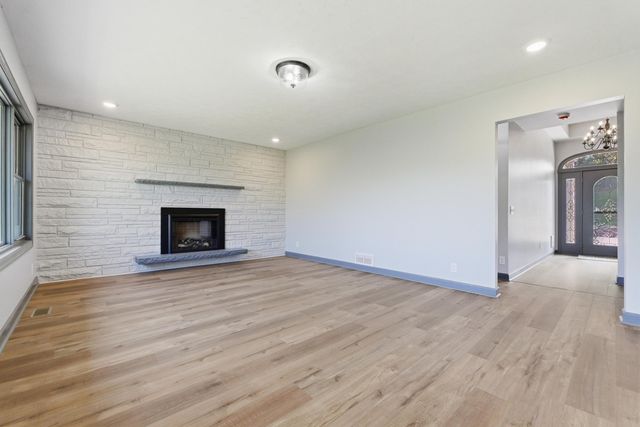 15038 CATALINA Terrace, Council Bluffs, IA 51503