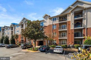 1570 SPRING GATE DR #7213, Mclean, VA 22102