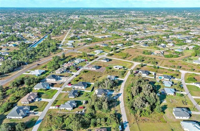 394 Palencia AVE, Lehigh Acres, FL 33974