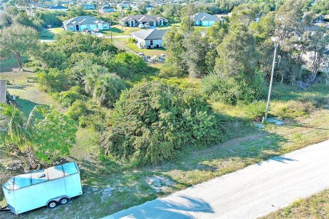 394 Palencia AVE, Lehigh Acres, FL 33974