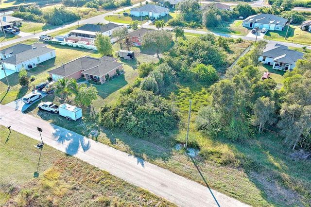 394 Palencia AVE, Lehigh Acres, FL 33974