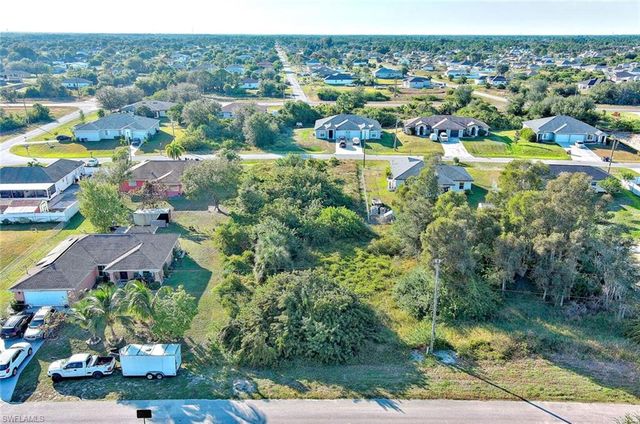 394 Palencia AVE, Lehigh Acres, FL 33974