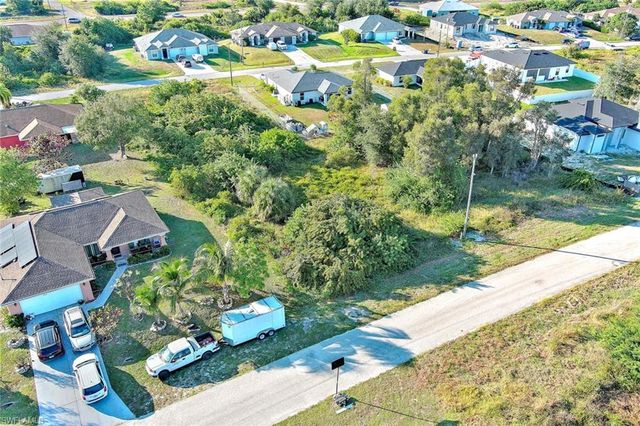 394 Palencia AVE, Lehigh Acres, FL 33974