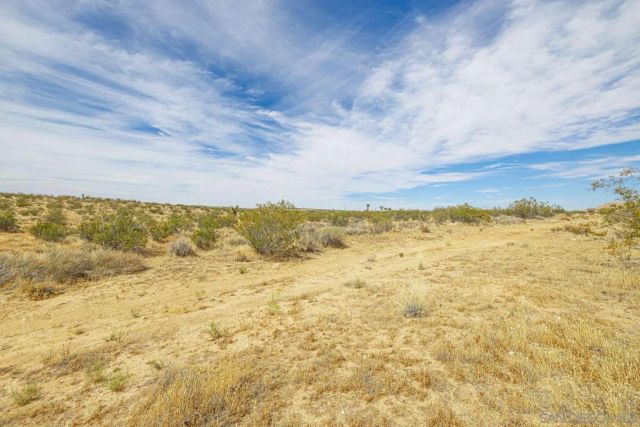 0 112th ST West 2, Rosamond, CA 93560