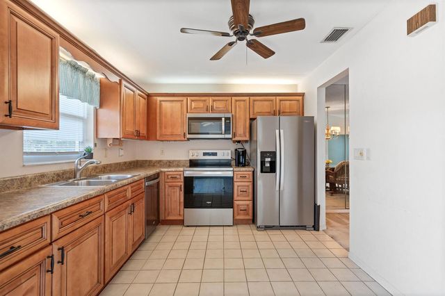 3184 SW Sunset Trace Circle, Palm City, FL 34990