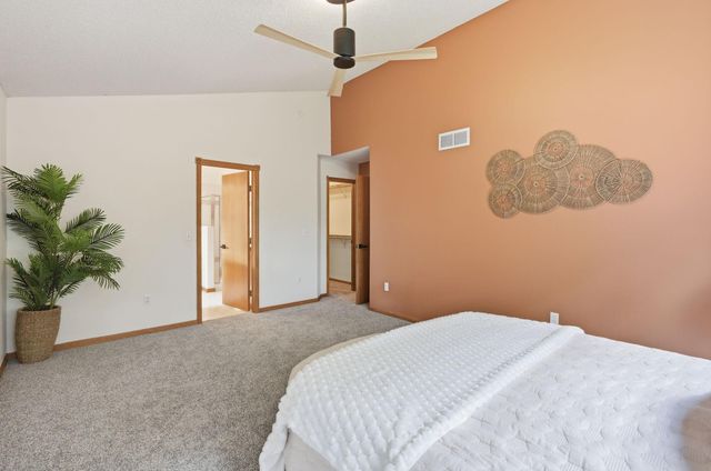 535 Hawthorn Road, Lino Lakes, MN 55014
