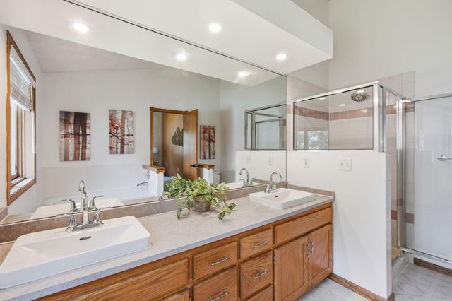 535 Hawthorn Road, Lino Lakes, MN 55014