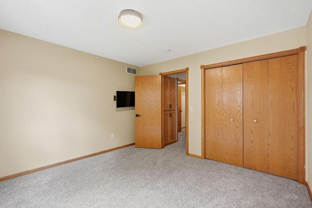 535 Hawthorn Road, Lino Lakes, MN 55014