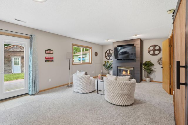 535 Hawthorn Road, Lino Lakes, MN 55014