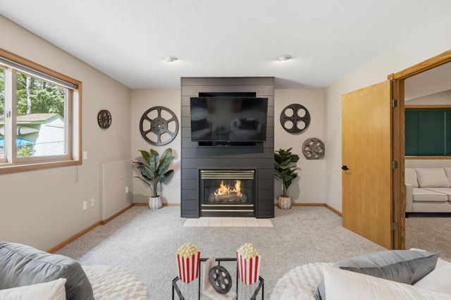 535 Hawthorn Road, Lino Lakes, MN 55014