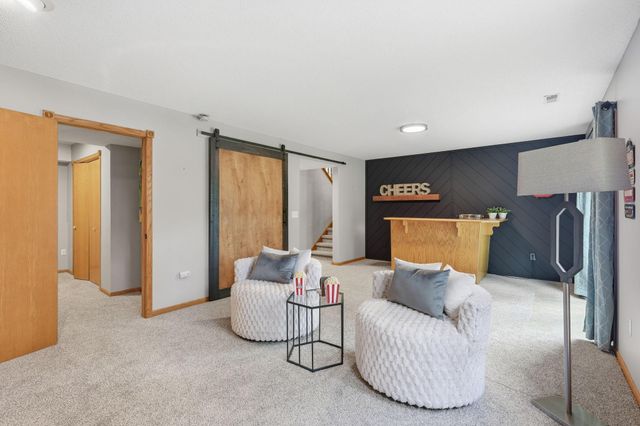 535 Hawthorn Road, Lino Lakes, MN 55014