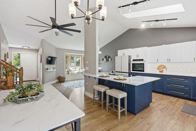 535 Hawthorn Road, Lino Lakes, MN 55014