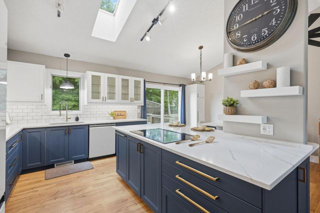 535 Hawthorn Road, Lino Lakes, MN 55014