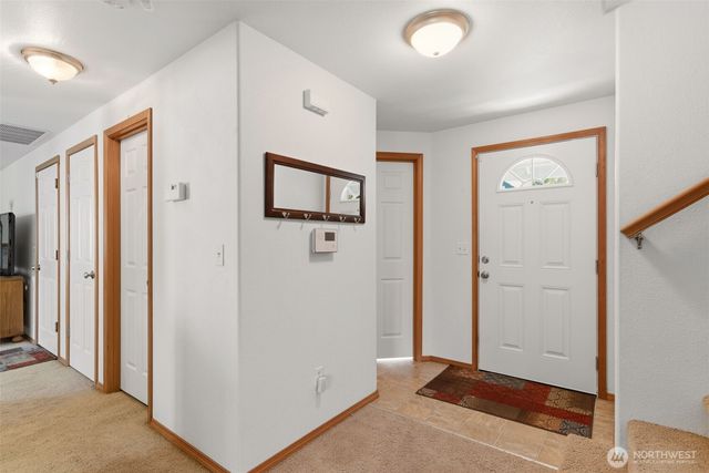203 3rd Street NE, Yelm, WA 98597