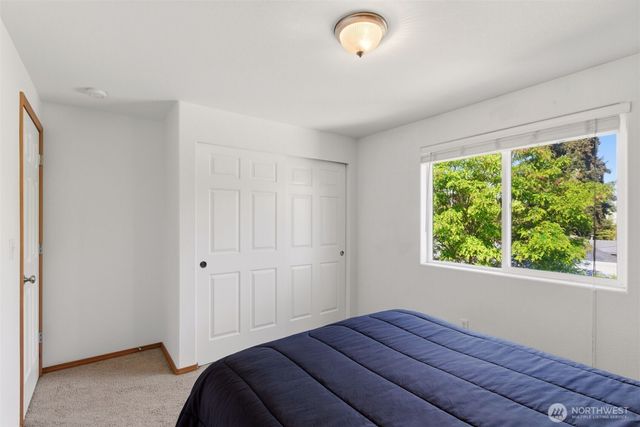 203 3rd Street NE, Yelm, WA 98597