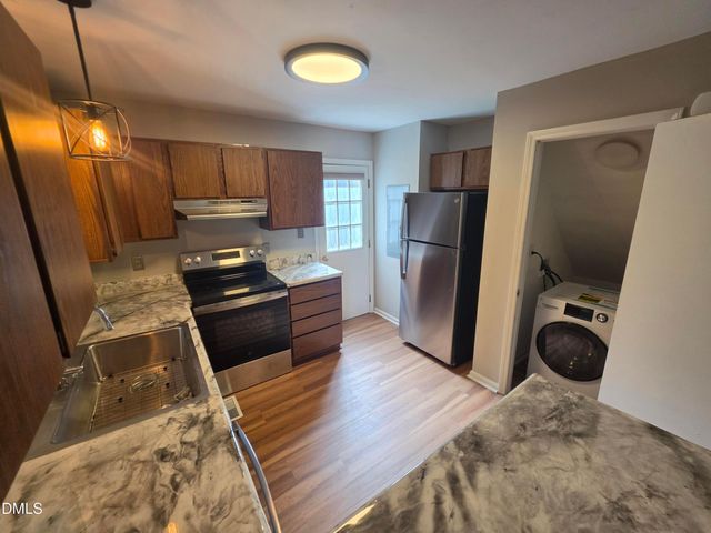 1102 E Franklin Street A, Chapel Hill, NC 27514
