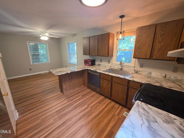 1102 E Franklin Street A, Chapel Hill, NC 27514