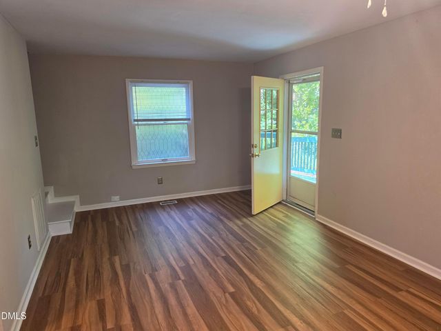 1102 E Franklin Street A, Chapel Hill, NC 27514
