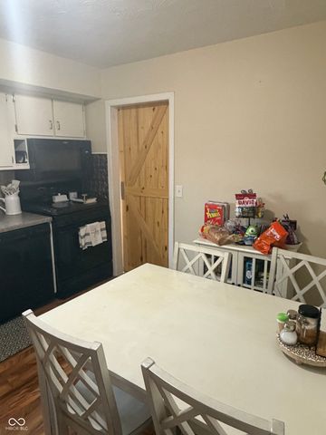 1713 Manor Drive, Lebanon, IN 46052