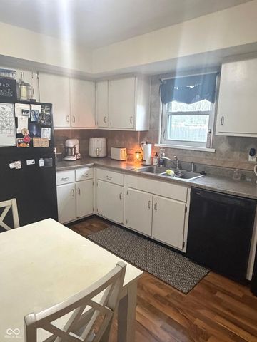 1713 Manor Drive, Lebanon, IN 46052