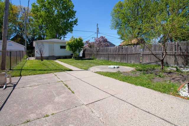 2729 14th STREET, Milwaukee, WI 53215