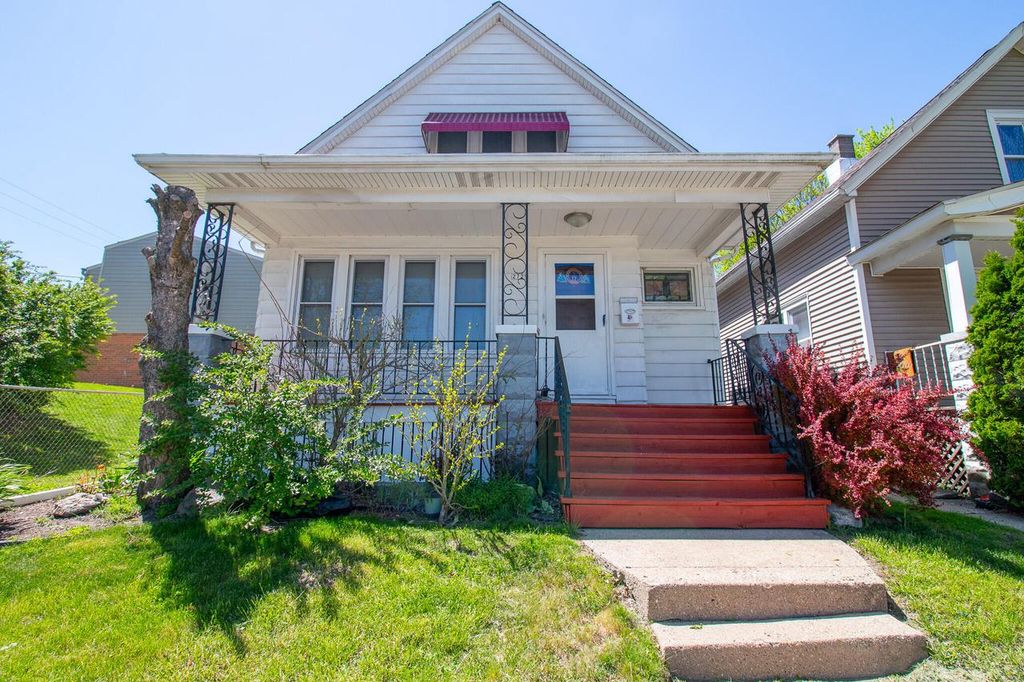 2729 14th STREET, Milwaukee, WI 53215