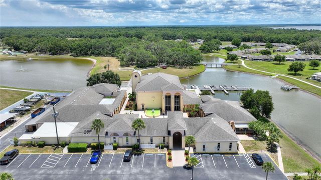 1919 CLUB CIRCLE, Lake Wales, FL 33854