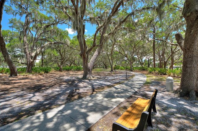 1919 CLUB CIRCLE, Lake Wales, FL 33854