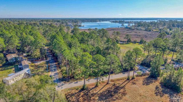 00 Petersen Pt Rd, Milton, FL 32583