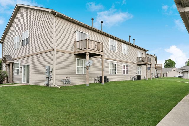 1159 Auburn Meadow Lane, Schererville, IN 46375