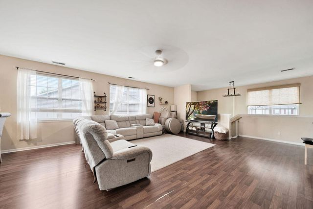 1159 Auburn Meadow Lane, Schererville, IN 46375