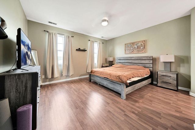 1159 Auburn Meadow Lane, Schererville, IN 46375