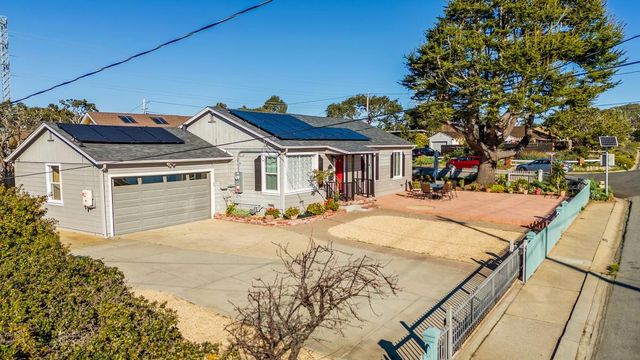 965 Portola Drive, Del Rey Oaks, CA 93940