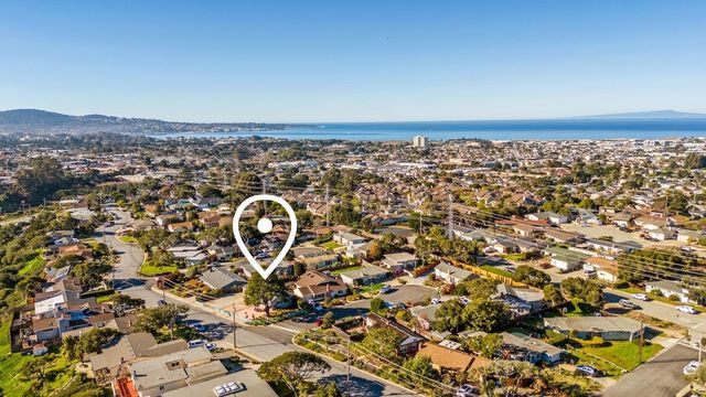 965 Portola Drive, Del Rey Oaks, CA 93940