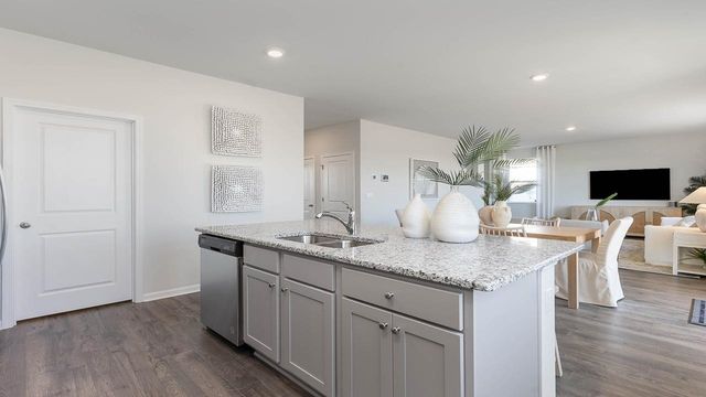 176 Pampa Dr., Loris, SC 29569