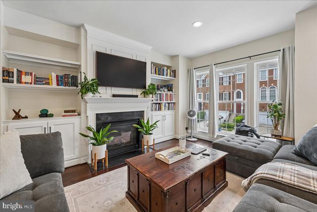 9276 LAUREL RIDGE CROSSING RD, Lorton, VA 22079