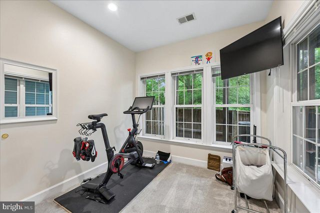 9276 LAUREL RIDGE CROSSING RD, Lorton, VA 22079