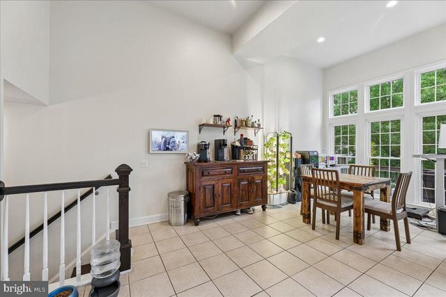 9276 LAUREL RIDGE CROSSING RD, Lorton, VA 22079